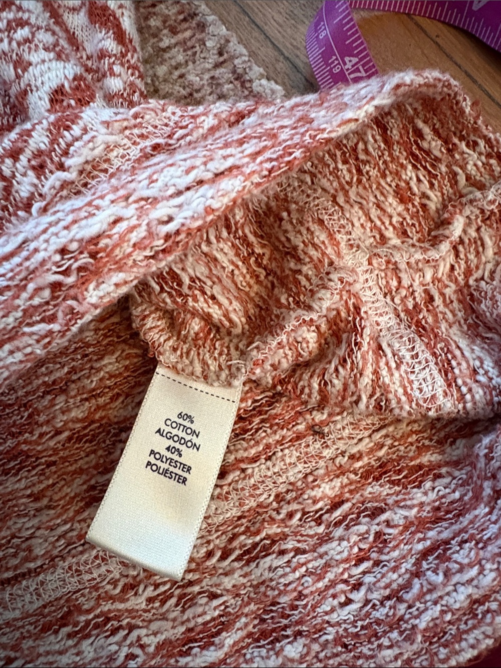 BKE pullover size small - Picture 4 of 8